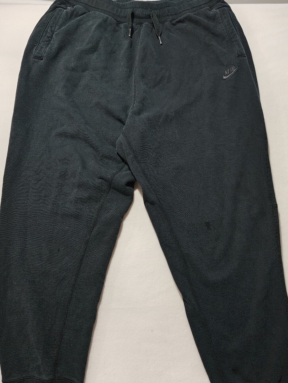 Nike Men's Jogger Bottoms - Comfortable Everyday Sweatpants Heavyweight